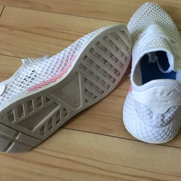 Adidas - Picture 4 of 4